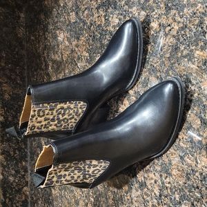 Very Volatile Belmore Ankle Boots Women's size 7.5 Black